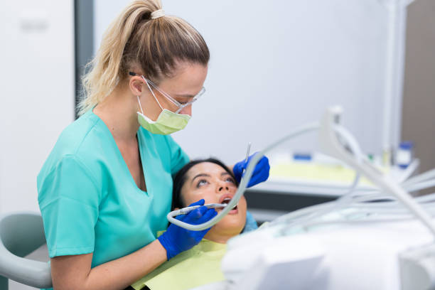 Best Emergency Tooth Extraction in West Park, CA